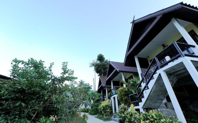 Phi Phi Chang Grand Resort & Spa