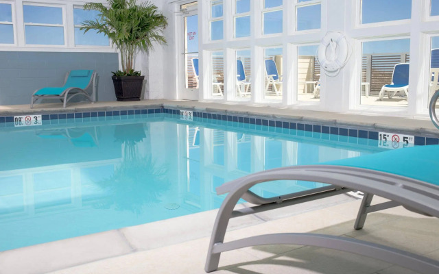 Holiday Inn Express Nags Head Oceanfront by IHG