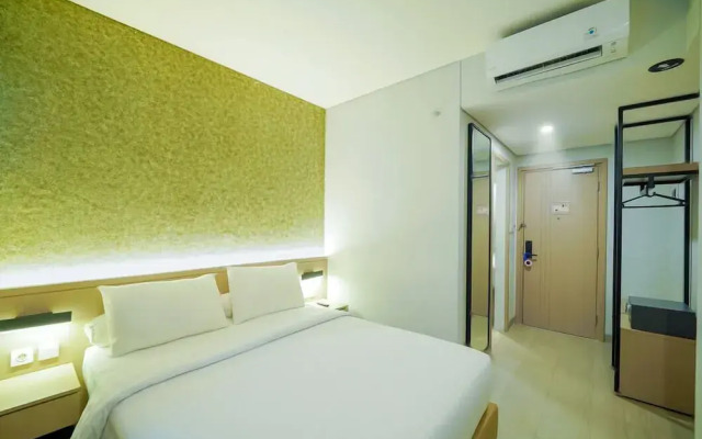 Front One Boutique Hotel Taman Anggrek