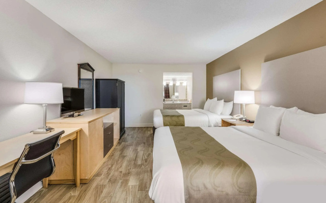 Quality Inn & Suites Hot Springs-Lake Hamilton