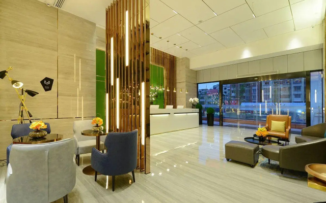 Echarm Hotel (Guiyang Xiaohe Binfen Square)
