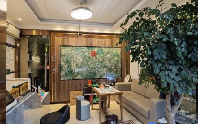 Shanghai Jintai Star Hotel (Jinqiao Road Subway Station)