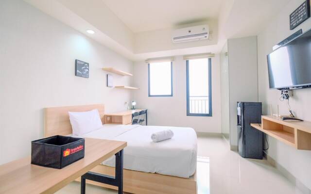 Simply Look Studio High Fl At Evenciio Margonda Apartment