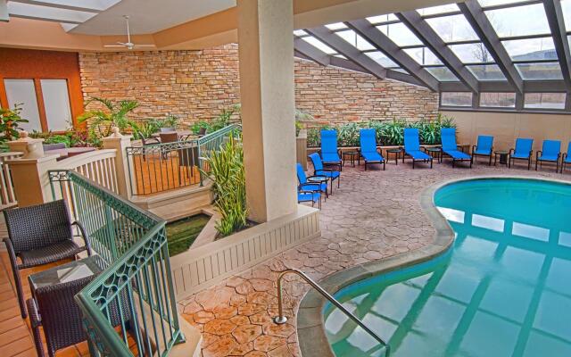 Sheraton Westport Plaza Hotel St. Louis