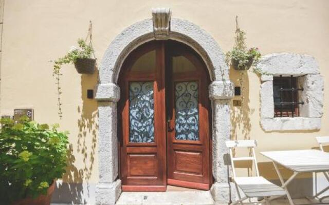 Old Town Inn