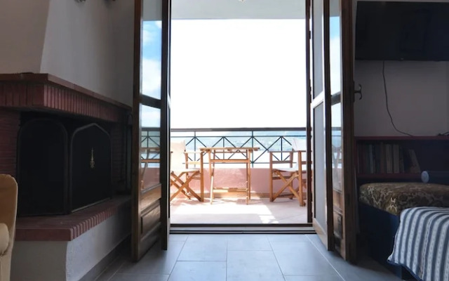 Zennova 42 Pirgadikia Sky & Sea Home