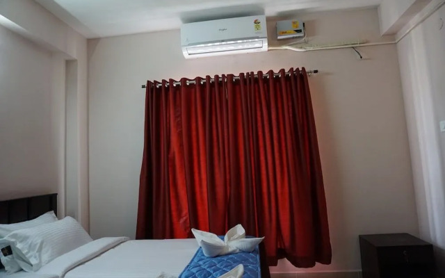 Solitaire Service Apartments