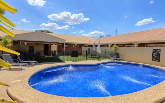 Top of the Town Motel & Apartments