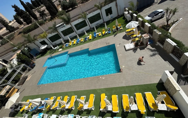 Hotel Zenith