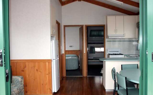 Geelong Surfcoast Hwy Holiday Park