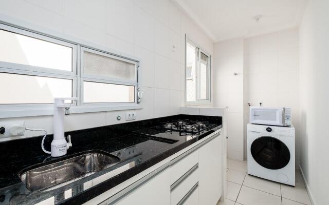 Apto c/piscina próx a praia de Canasvieiras RCP407