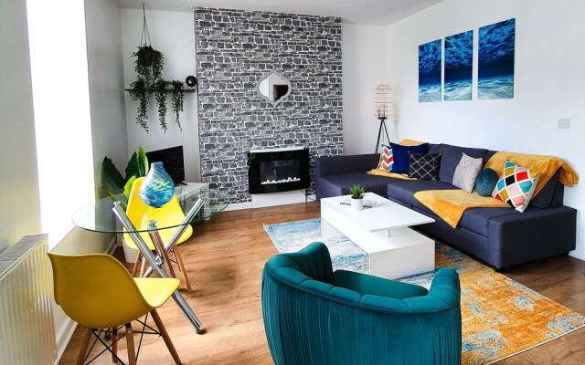 Fresh Contemporary Plymouth, Devon Getaway
