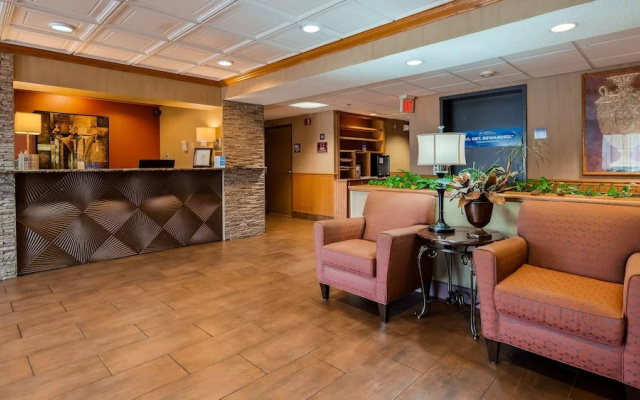Holiday Inn Express Marion