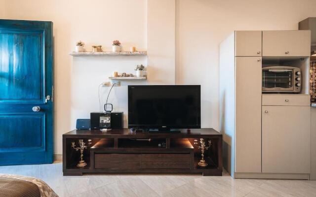 Cozy fully furnished Studio for 2 Persons