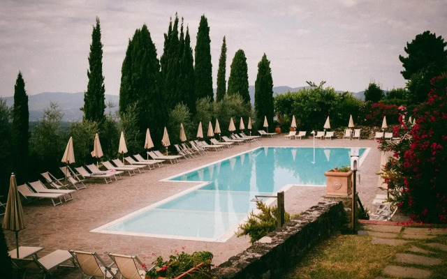 Hotel Fattoria degli Usignoli and Residence