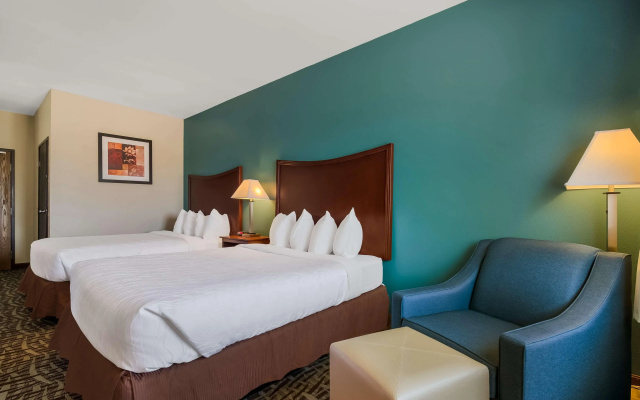 SureStay Plus Hotel by Best Western Topeka Northwest