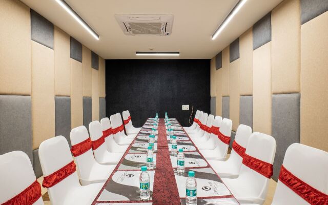 Clubway Grand - A Boutique Hotel