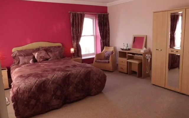 The Golden Lion Hotel