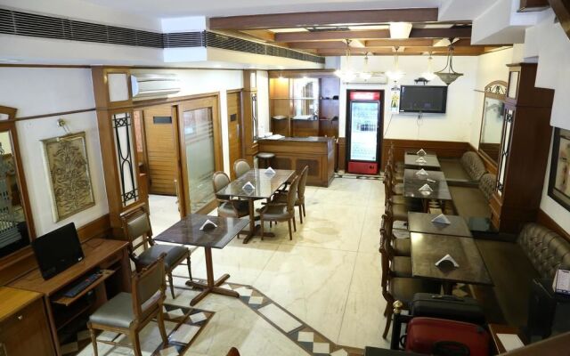Oyo 1100 Hotel Kwality Regency