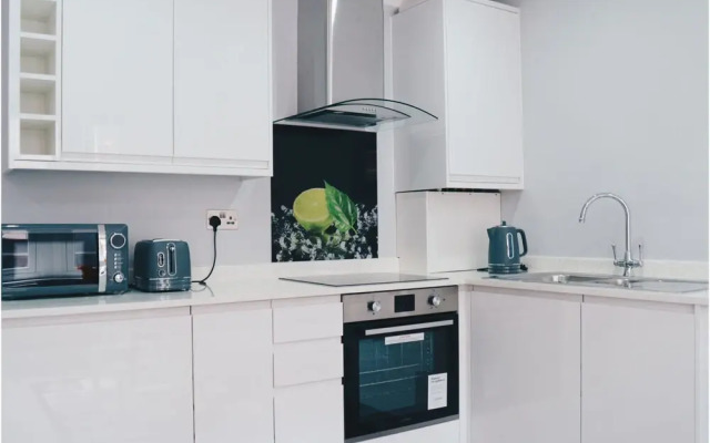 Modern Flat in the Heart of Reading