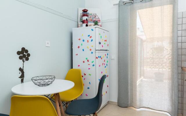 Loutraki apartment Greek open house