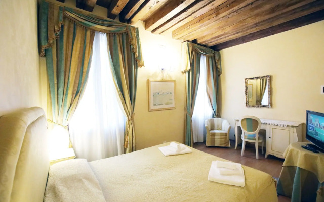 Alla Vigna - Room Only