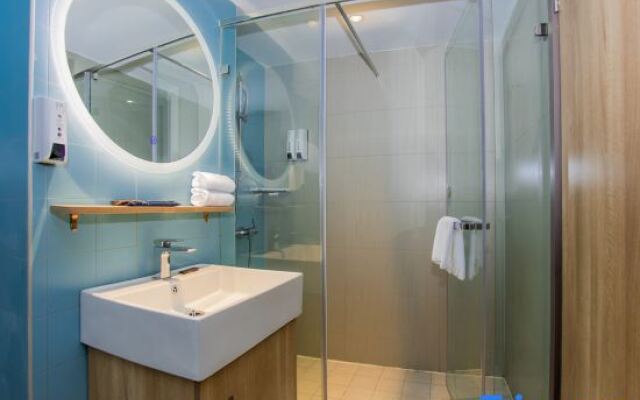 Home Inn Fuzimiao