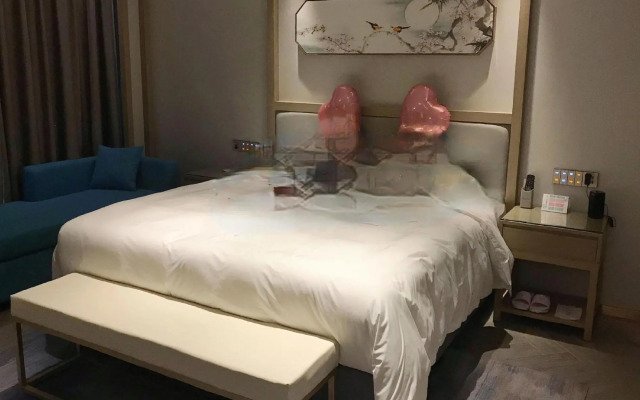 Lanhai Longyue Hotel