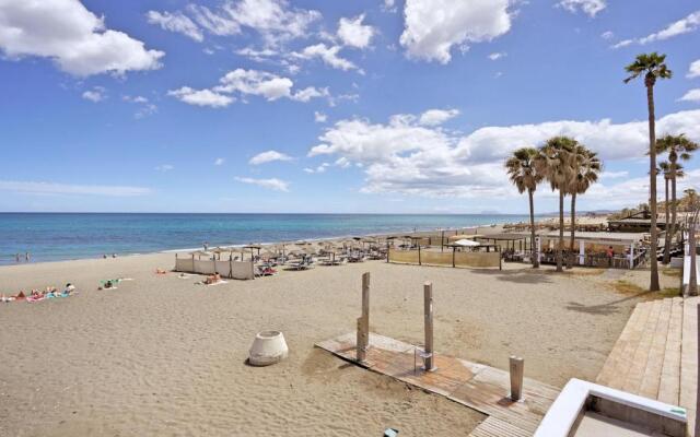 Apartamento en 1ª línea de playa, Estepona Centro