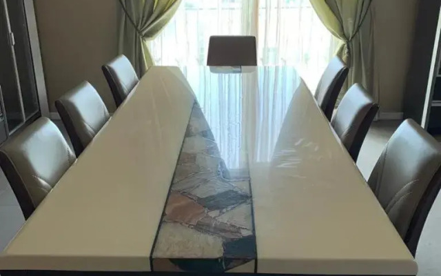 Mciti Suites
