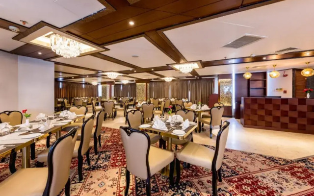Grand Palace Hotel & Resorts Dhaka