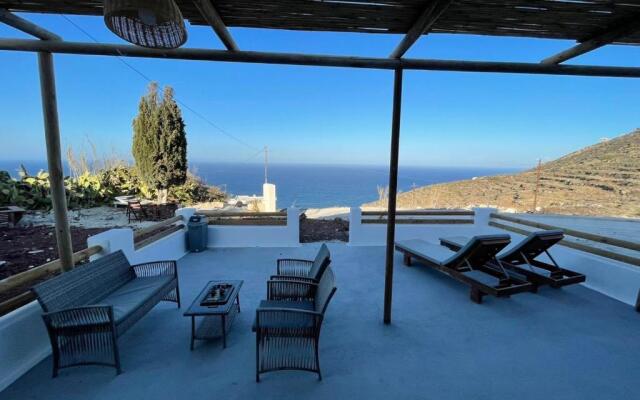 Endless Blue Private Cycladic house with sea view