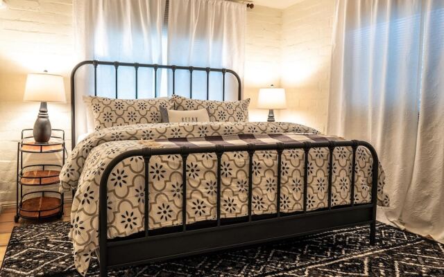 Mariposa on San Lorenzo