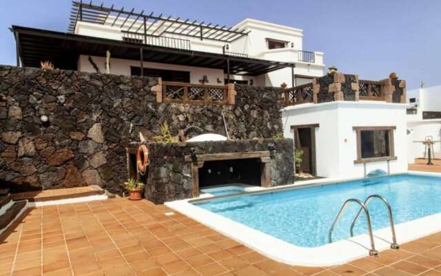 Villa Cristian With Private Pool in La Asomada