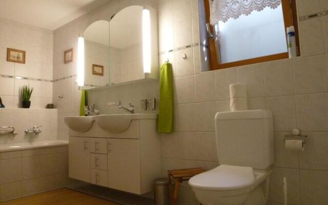 B&B Haussener