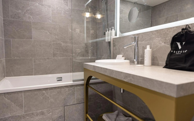 Kyriad Prestige Asnieres-sur-seine
