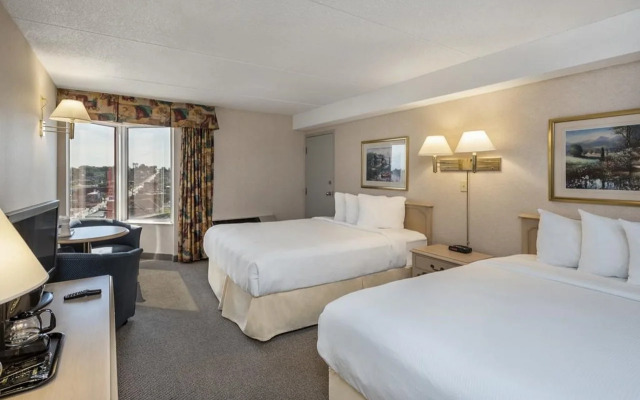 Fairfield by Marriott Niagara Falls, Canada