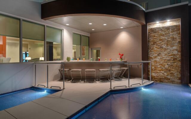 Staybridge Suites Miami International Airport by IHG