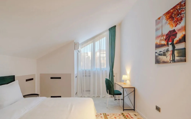 Niabi 3BDR Mansard