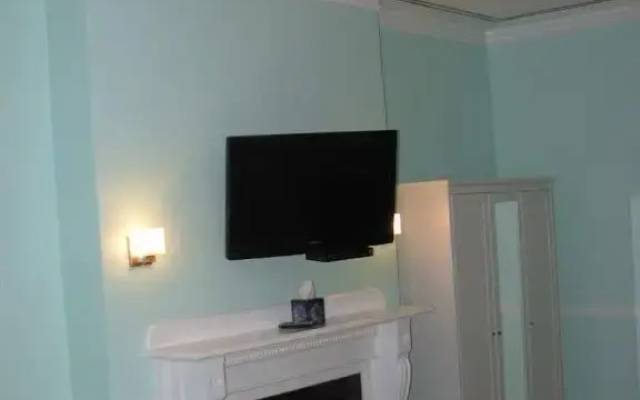 Royalton Suites