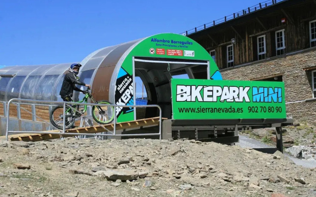 Modern, Cozy, Wifi, Parking Space