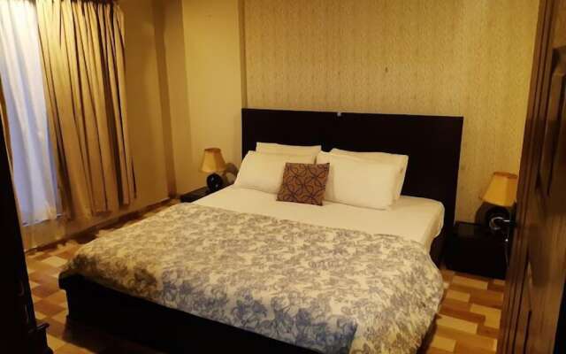 Greenleaf Suites