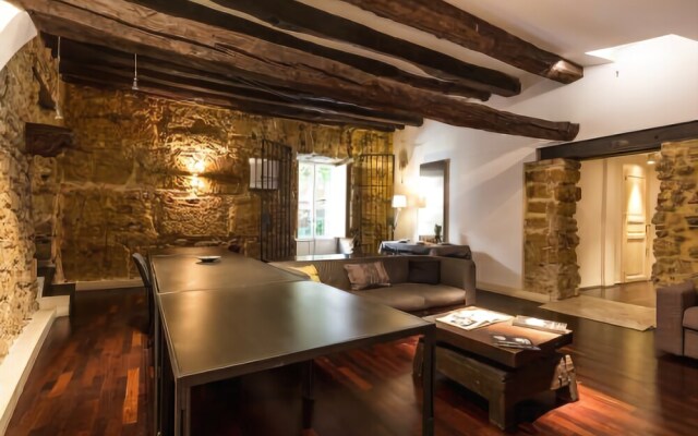 Zisa Flat with Terrace