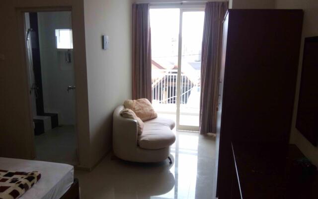 Crystal Guesthouse