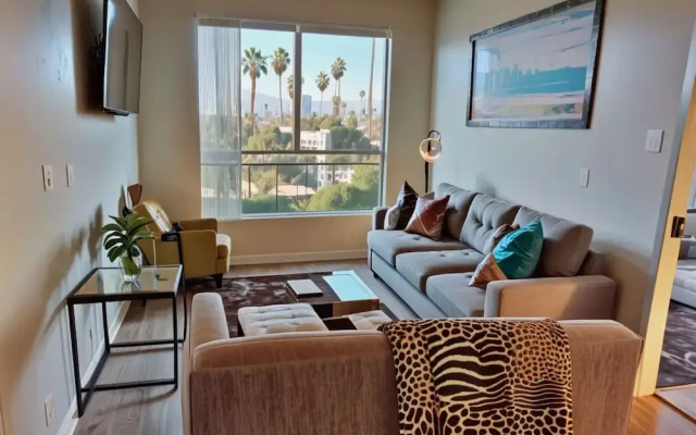 StaysPro - Central Los Angeles Hollywood Homes