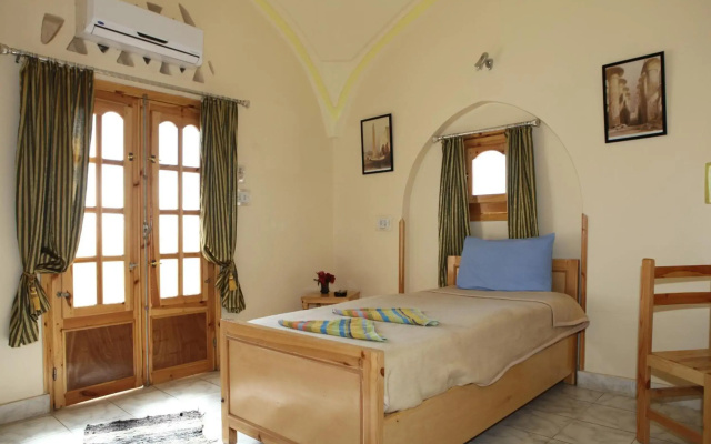 El Fayrouz Hotel