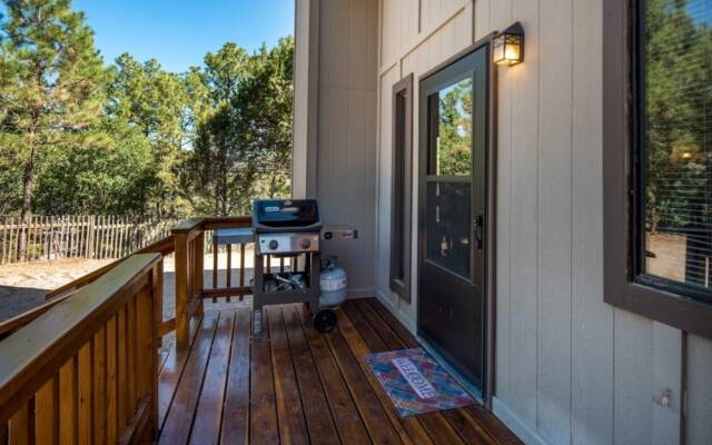 English - Three Bedroom Cabin