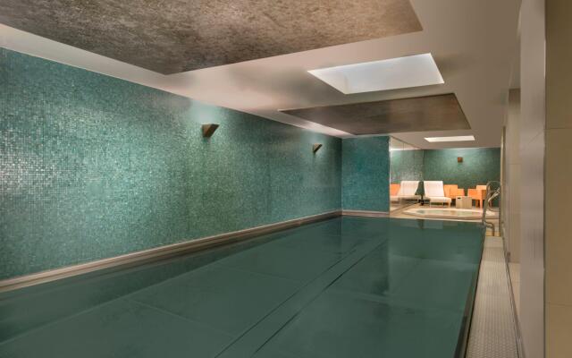 Adina Apartment Berlin CheckPoint Charlie
