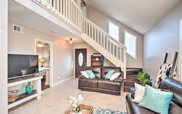 Pet-friendly A-frame Retreat Near Dtwn + Beaches!
