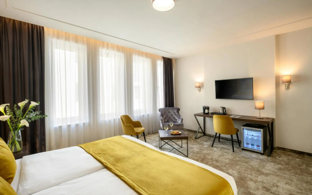 M-Square Hotel